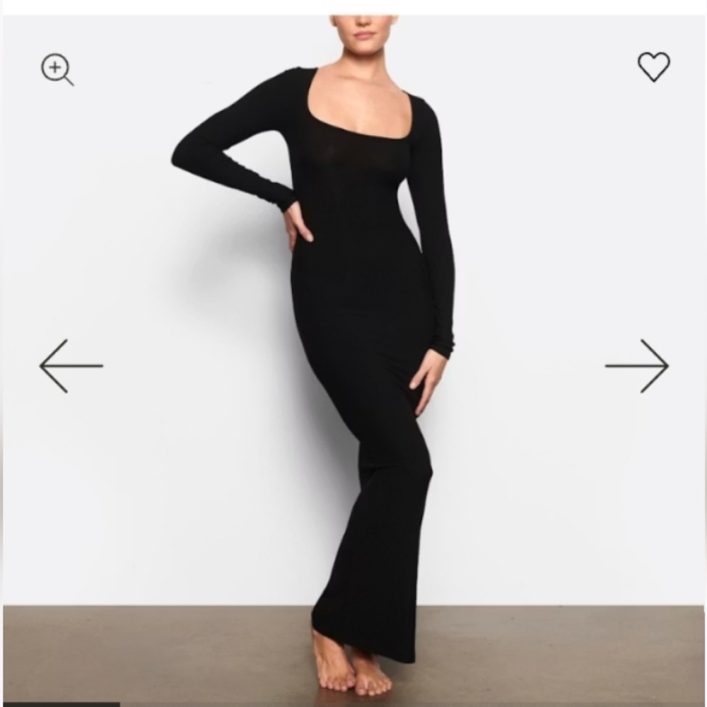 NWOT Black Skims Lounge Long Sleeve Dress in size XL